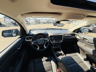 2023 GMC Acadia Denali