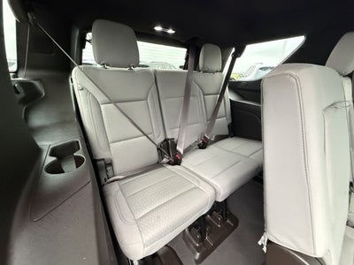 2023 GMC Yukon SLE