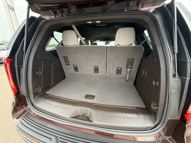 2023 GMC Yukon SLE