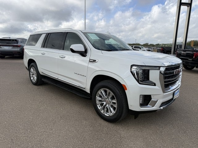 2023 GMC Yukon XL SLT