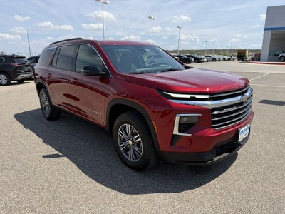 2025 Chevrolet Traverse LT