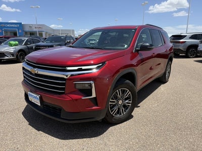 2025 Chevrolet Traverse LT