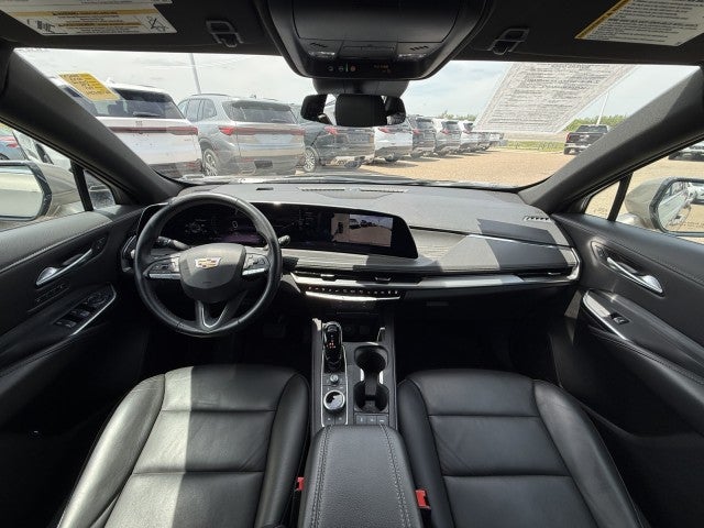 2025 Cadillac XT4 Premium Luxury
