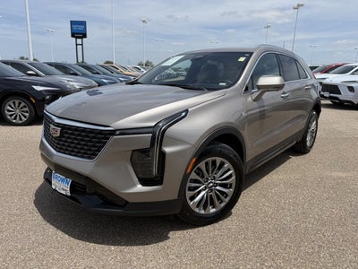 2025 Cadillac XT4 Premium Luxury