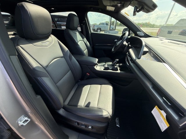 2024 Cadillac XT4 FWD Sport