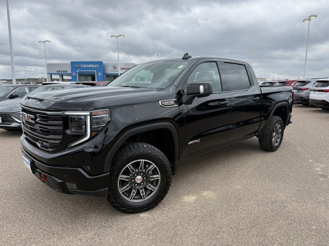2025 GMC Sierra 1500 AT4