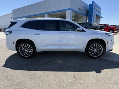 2026 Buick Enclave Avenir