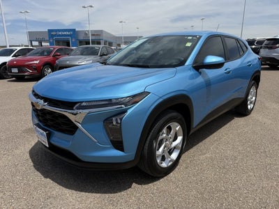 2025 Chevrolet Trax LS