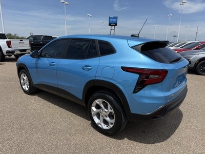 2025 Chevrolet Trax LS